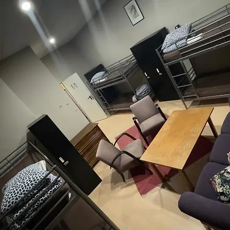 Hotel Hostel4you *